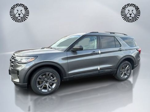 New 2026 Ford Explorer Active w/ Active Comfort Package image 1