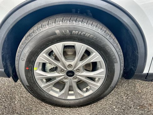 New 2026 Ford Escape Active image 12