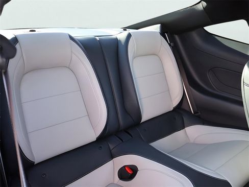 Used 2024 Ford Mustang GT Premium image 13