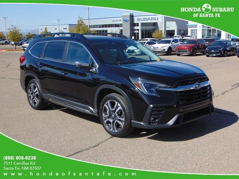 Used 2023 Subaru Ascent Limited w/ Technology Package AWD/4WD image 1