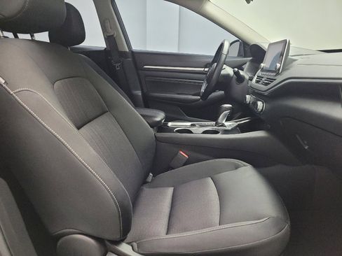 Used 2021 Nissan Altima 2.5 SV w/ SV Premium Package FWD image 21