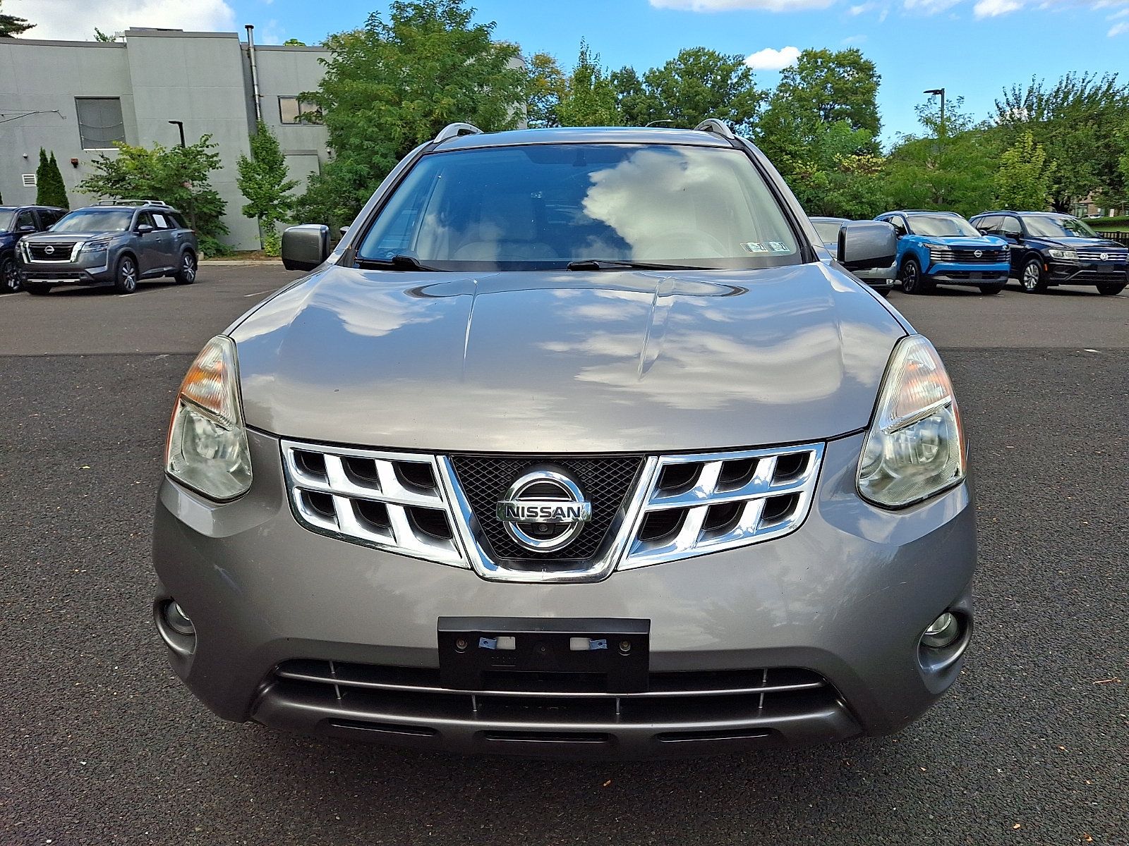 Used 2013 Nissan Rogue SL AWD/4WD image 2