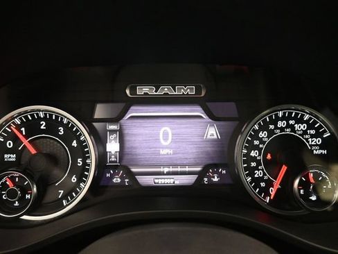 Used 2025 RAM 1500 Laramie w/ Sport Appearance Package AWD/4WD image 5
