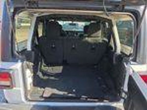 Used 2021 Jeep Wrangler Unlimited Sport AWD/4WD image 4