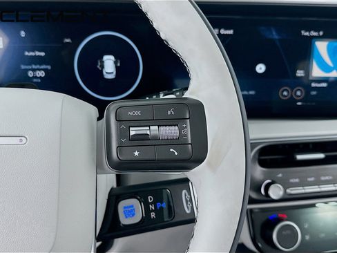Certified 2026 Hyundai Palisade Calligraphy FWD image 17