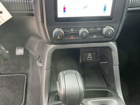 Used 2025 Ford Ranger XL w/ Trailer Tow Package AWD/4WD image 13
