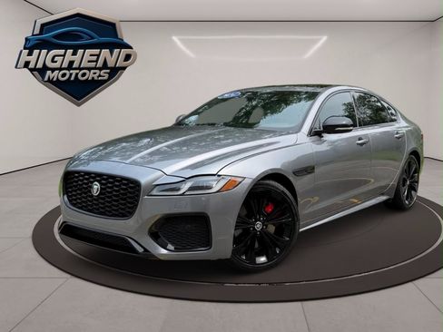 Used 2024 Jaguar XF R-Dynamic SE AWD/4WD image 2
