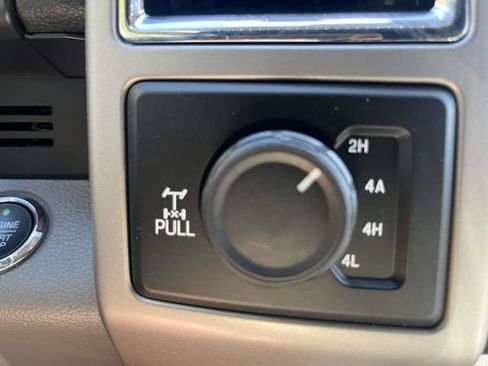 Used 2016 Ford F150 Lariat w/ Equipment Group 502A Luxury AWD/4WD image 33