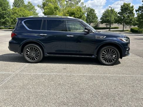 Used 2024 INFINITI QX80 Sensory AWD/4WD image 8