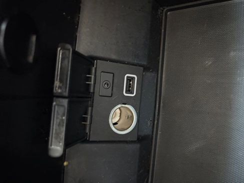 Used 2021 Honda Pilot Touring image 42