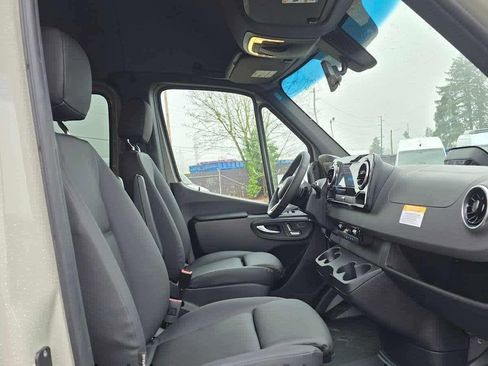 New 2026 Mercedes-Benz Sprinter 2500 image 11