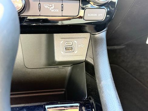 New 2026 Jeep Compass Latitude image 20