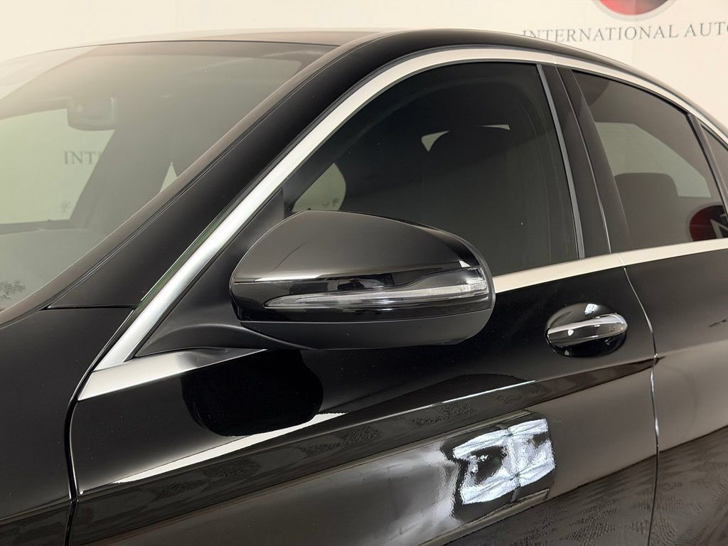 Used 2019 Mercedes-Benz C 300 4MATIC Sedan image 14