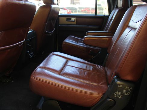 Used 2012 Ford Expedition EL King Ranch RWD image 29
