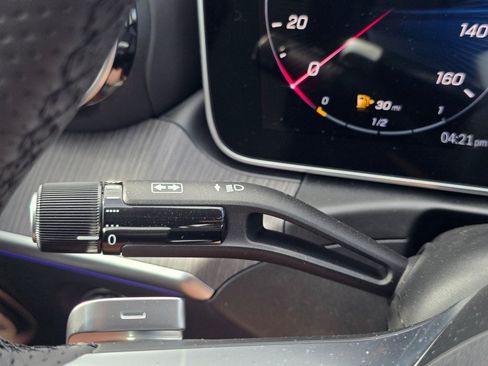New 2026 Mercedes-Benz C 300 4MATIC Sedan image 40