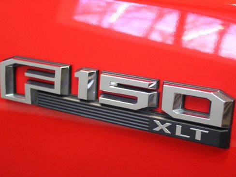 Used 2019 Ford F150 XLT w/ Equipment Group 302A Luxury image 29