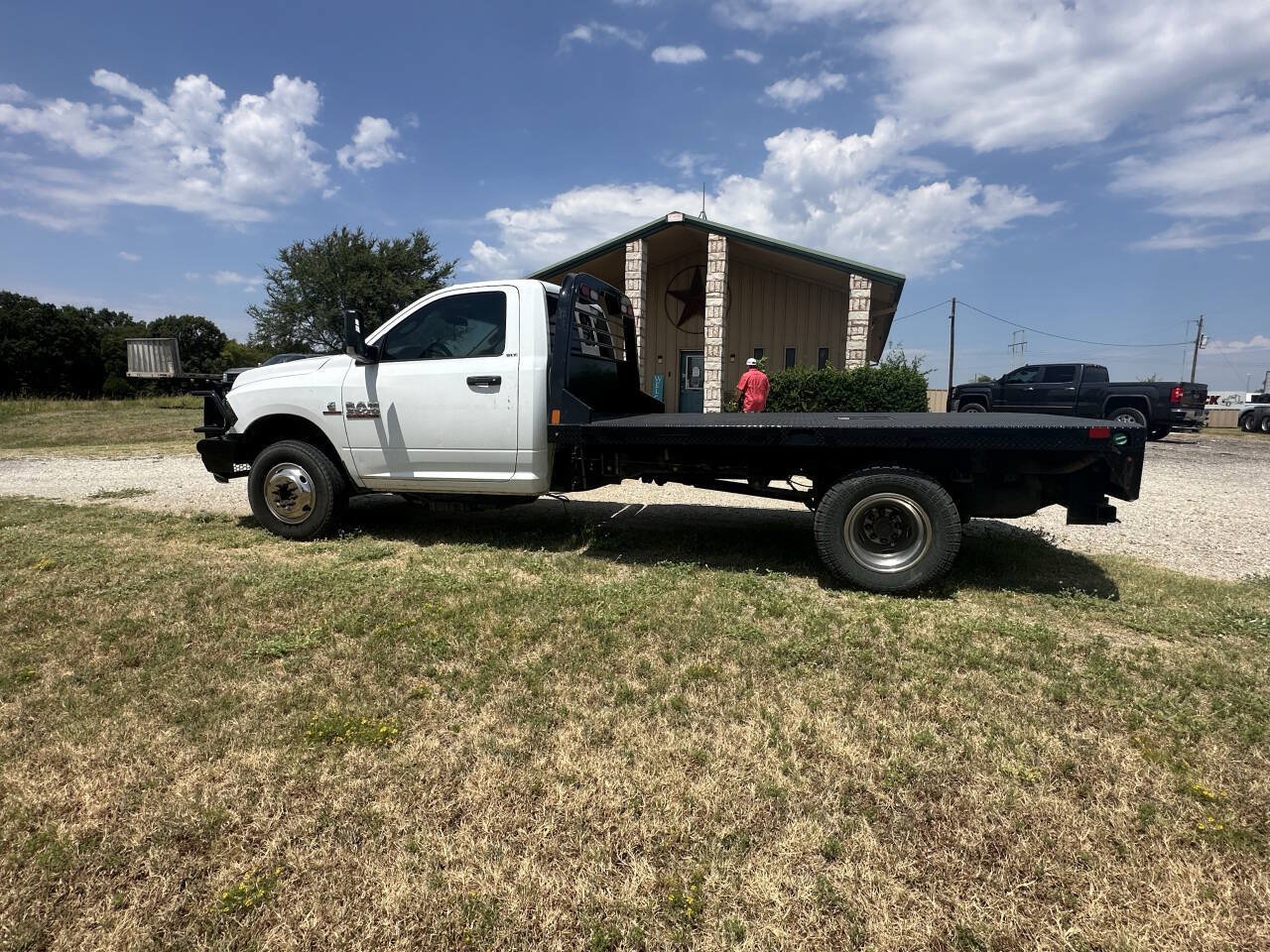 Used 2013 RAM 3500 SLT RWD image 10