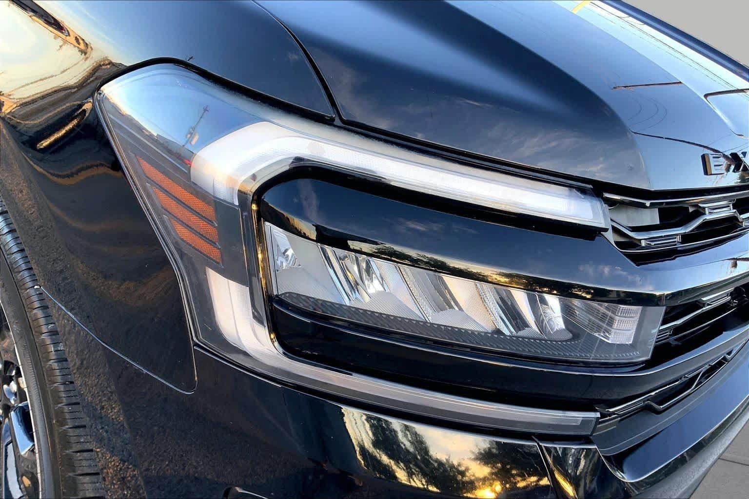 Used 2023 Ford Expedition Limited RWD image 27