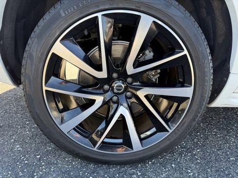 Certified 2023 Volvo XC90 B6 Plus w/ Protection Package Premier image 15
