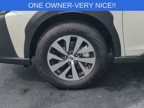 Used 2025 Subaru Outback Premium AWD/4WD image 10