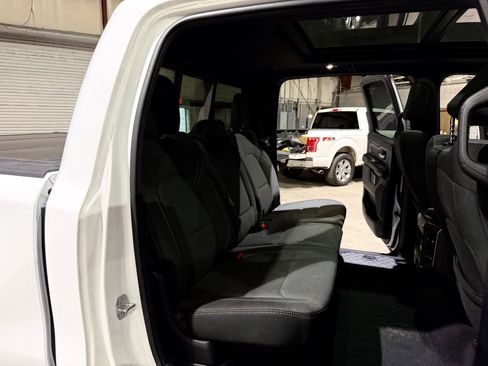 Used 2019 RAM 1500 Big Horn RWD image 22