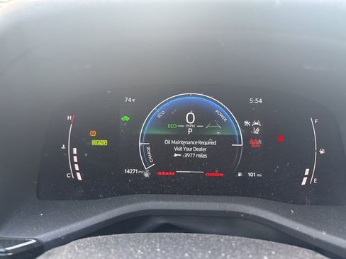Used 2025 Toyota Camry LE FWD image 10