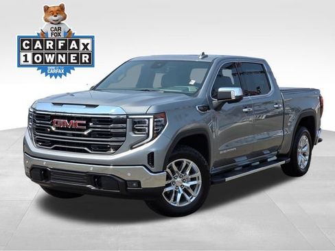 Used 2026 GMC Sierra 1500 SLT w/ SLT Convenience Package AWD/4WD image 1