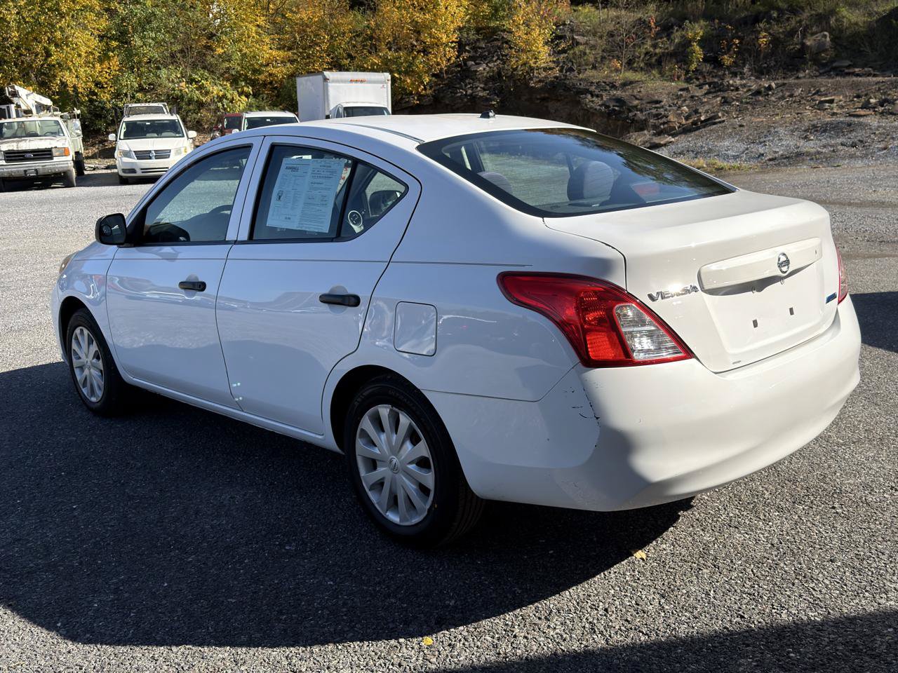 Used 2012 Nissan Versa S FWD image 5
