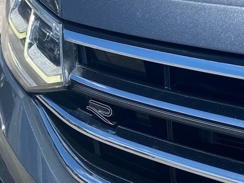 Used 2022 Volkswagen Tiguan SEL R-Line AWD/4WD image 6