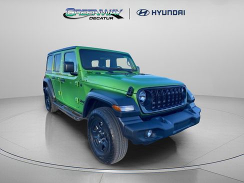 Used 2025 Jeep Wrangler Sport image 1