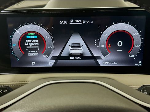 Used 2023 Nissan Ariya AWD image 19