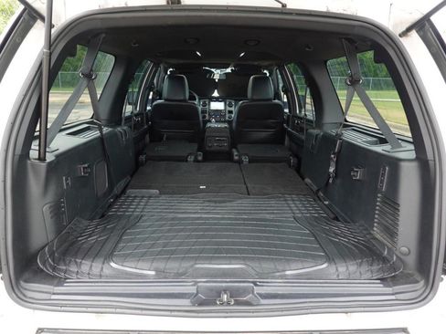 Used 2017 Ford Expedition EL Platinum RWD image 29