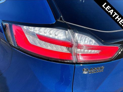 Used 2024 Ford Edge SEL image 22