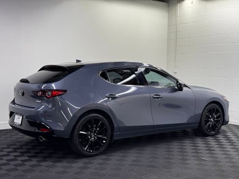 Used 2023 MAZDA MAZDA3 s AWD/4WD image 2