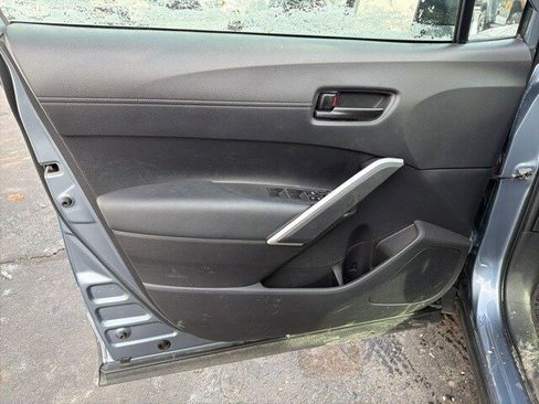 Used 2024 Toyota Corolla Cross LE image 18