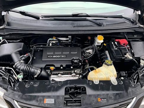 Used 2020 Chevrolet Sonic LT image 30