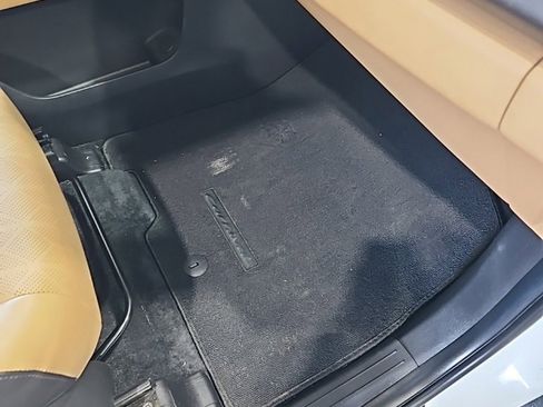 Used 2024 Kia Carnival LX image 14