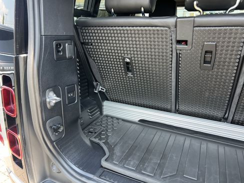 Used 2021 Land Rover Defender 90 S AWD/4WD image 32