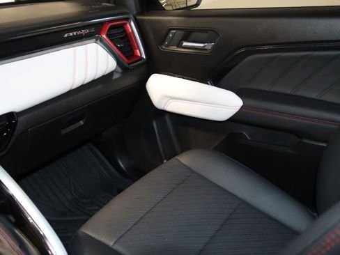 Used 2024 GMC Canyon AT4X w/ AT4X AEV Edition AWD/4WD image 61