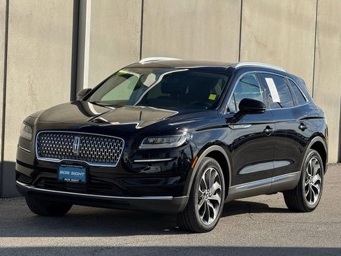 Used 2021 Lincoln Nautilus Reserve image 32