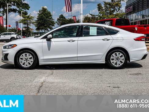 Used 2019 Ford Fusion S image 9