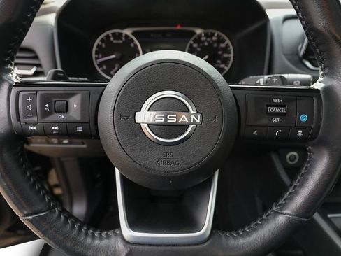 Used 2023 Nissan Rogue SV w/ SV Premium B Package AWD/4WD image 16