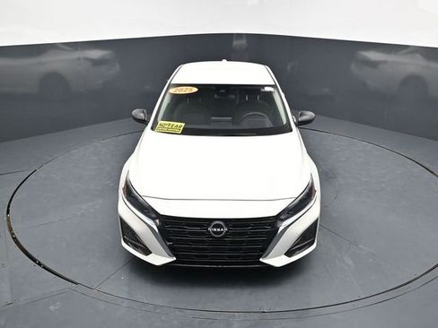 Used 2025 Nissan Altima 2.5 SV FWD image 31