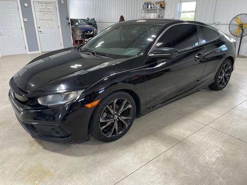 Used 2019 Honda Civic Sport image 3
