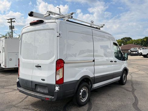 Used 2019 Ford Transit 150 130 Medium Roof RWD image 4