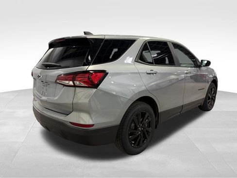 Certified 2024 Chevrolet Equinox LS w/ LS Convenience Package image 7
