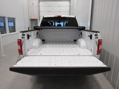 Used 2019 Ford F150 XLT w/ Equipment Group 302A Luxury AWD/4WD image 17