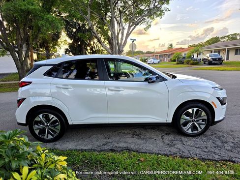 Used 2023 Hyundai Kona SEL FWD image 31