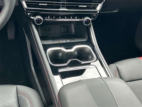 New 2026 Chevrolet Traverse RS image 14