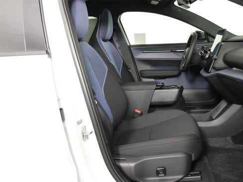 New 2026 Volvo EX30 Plus image 10